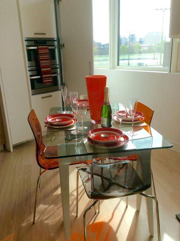 Gunwharf Quays Harbour Apartments 朴次茅斯 外观 照片